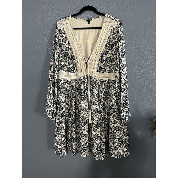 Torrid Floral Mini Floral Gauze Lace-Up Skater Dress Tan plus size 2 - Picture 1 of 5